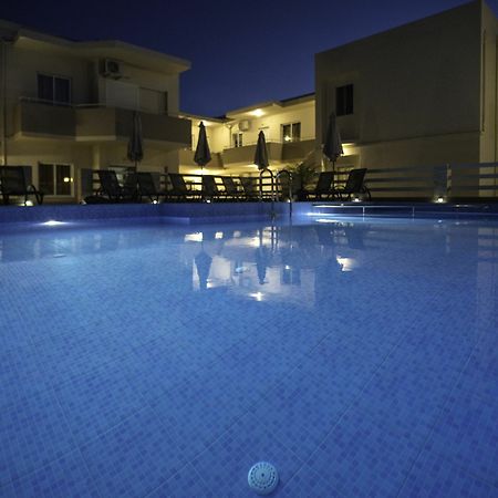 Naiades Luxury Apartments Kalathas Exteriör bild